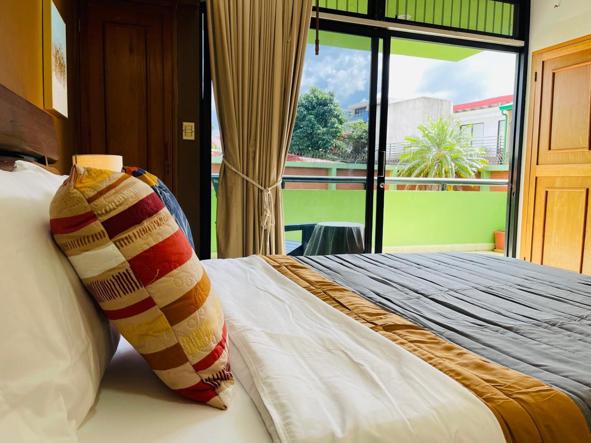 The Rainier Bed & Breakfast 5 聖荷西 外观 照片